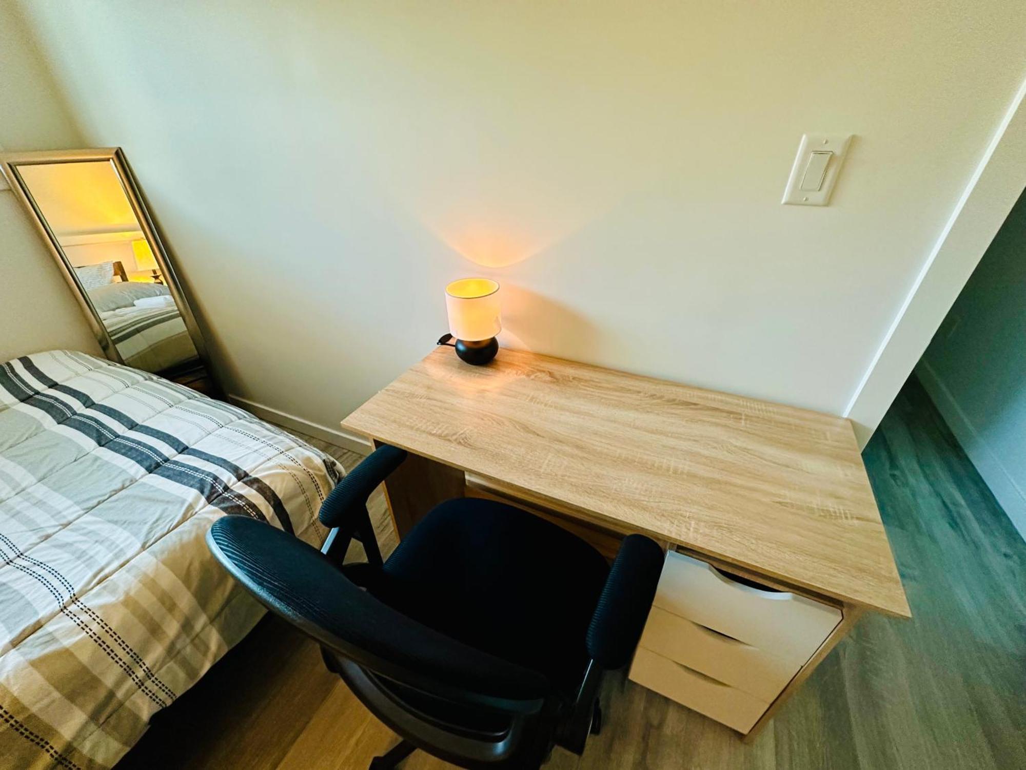 Cozy & Bright Home With Parking Виктория Экстерьер фото